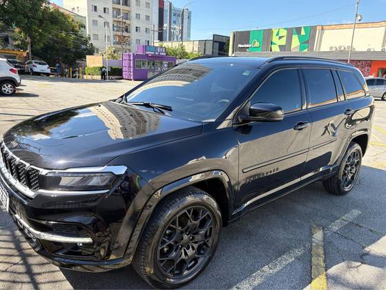 JEEP COMMANDER 2.0 TD380 TURBO DIESEL OVERLAND AT9